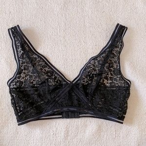 Victoria’s Secret Very Sexy Lace Bralette Small